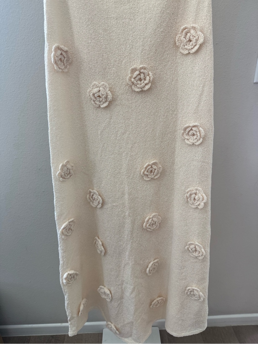 MESHKI Suki Knit Maxi Dress With Flowers - Nude - Picture 10 of 12